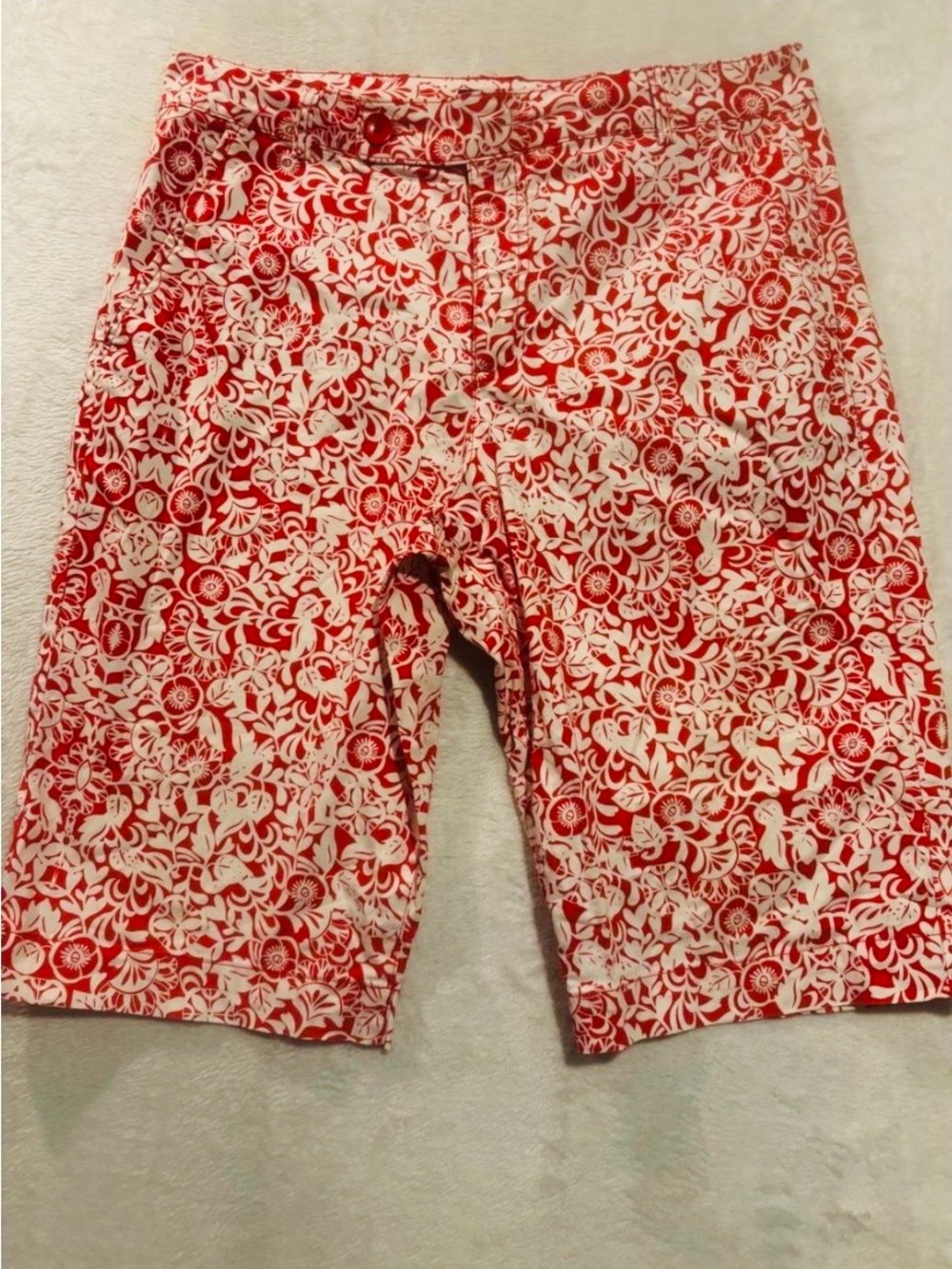Bandolino Red and White Floral Bermuda Shorts